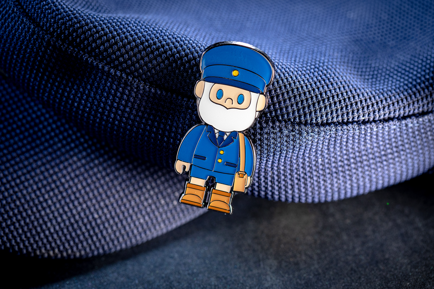 Farmer Bob Color - Badge/Pin Blind Box Series